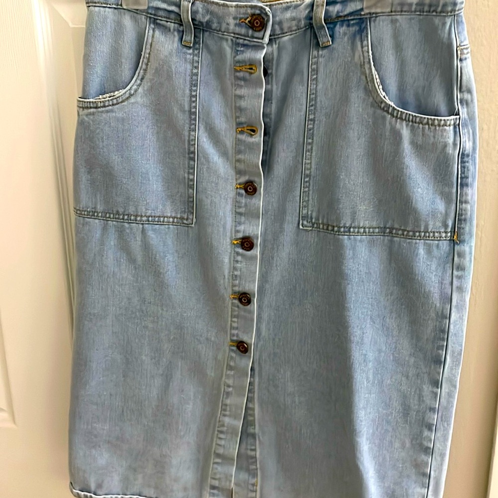 H/G junior Sz 11 denim skirt